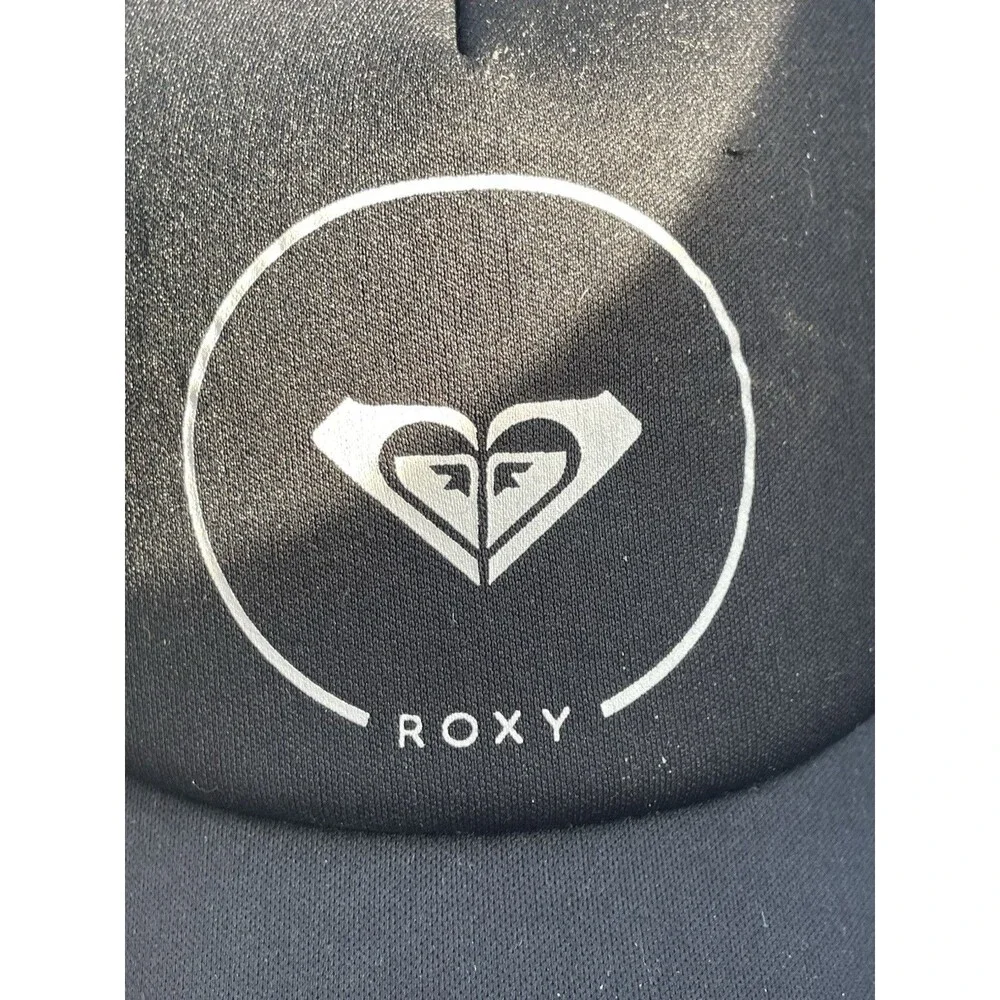 Roxy Women’s Black Trucker Hat Mesh Snapback Cap White Logo Circle Adjustable
